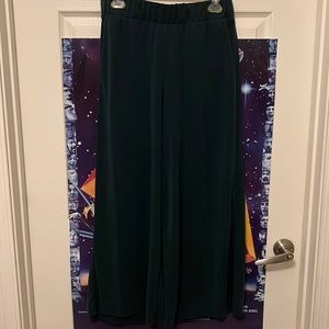 Monki Flowy Stretchy Ankle Length Pants Green